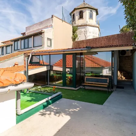 Artistic With Terrace In Foz By Hostwise Vakantiehuis *