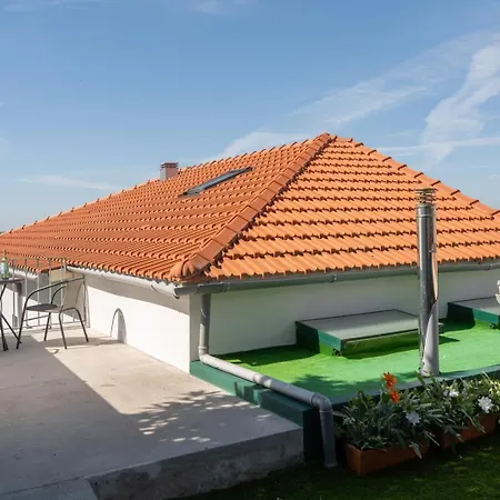 Artistic With Terrace In Foz By Hostwise בית נופש *