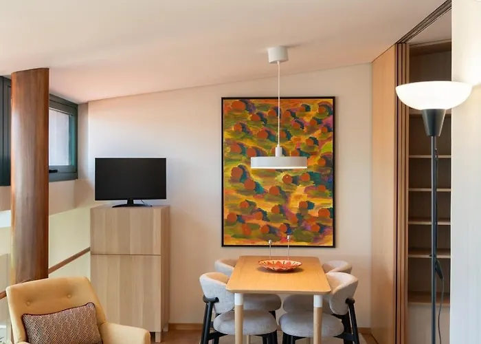 Artistic With Terrace In Foz By Hostwise Feriehus *