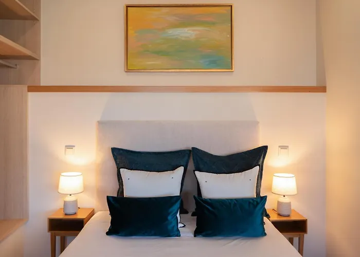 Artistic With Terrace In Foz By Hostwise *